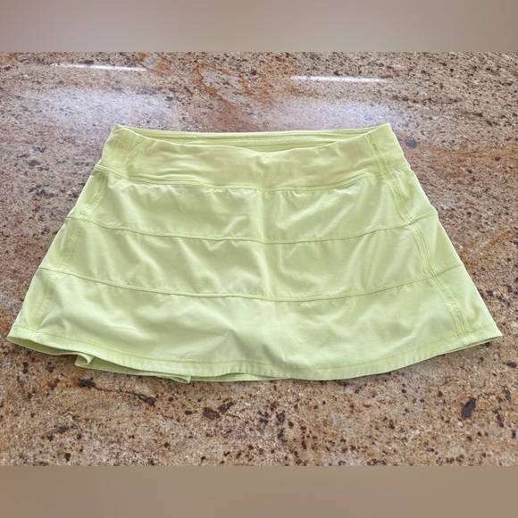 Lululemon Pace Rival Skirt Electric Lemon Sz 10 Retired Colorway Swift Luxtreme - Picture 8 of 9